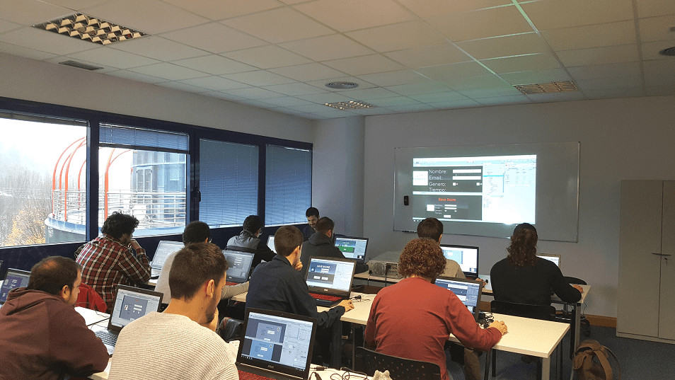 Ha comenzado nuestro programa de especialización en Realidad Aumentada y Realidad Virtual